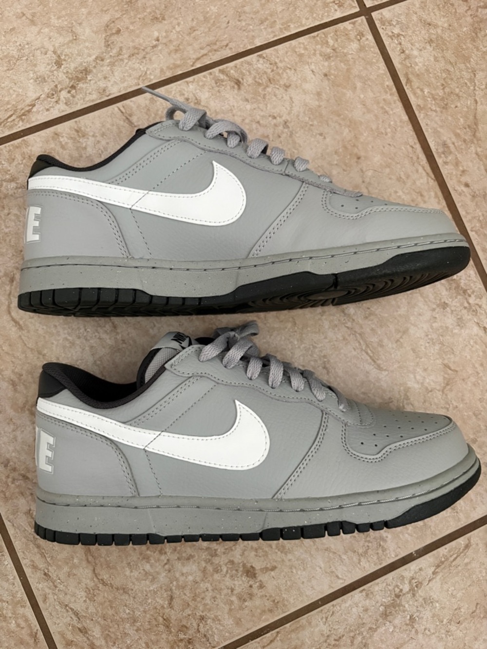 Nike Men’s Big Low size 8M or 9.5W grey